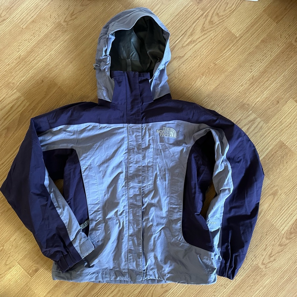 EUC The North Face Two-Tone Gray and Dark Purple Jacket